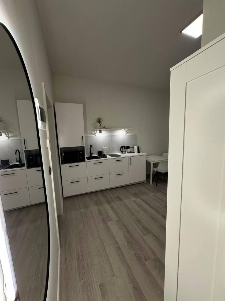 Studio A Ixelles - Viaduc Bruksela Zewnętrze zdjęcie